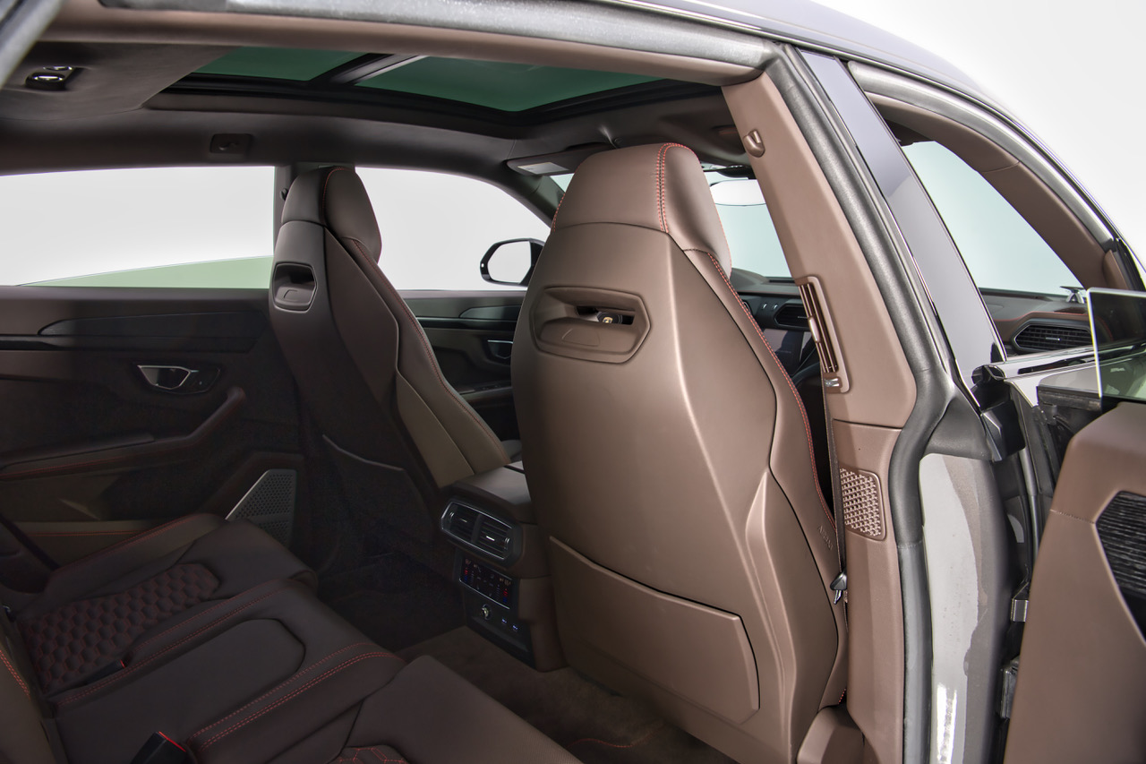 2021 Lamborghini Urus Pearl Capsule - Photo 43