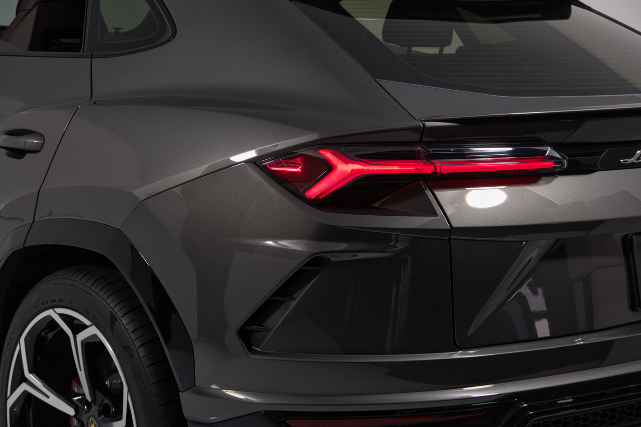 2021 Lamborghini Urus Pearl Capsule - Photo 47
