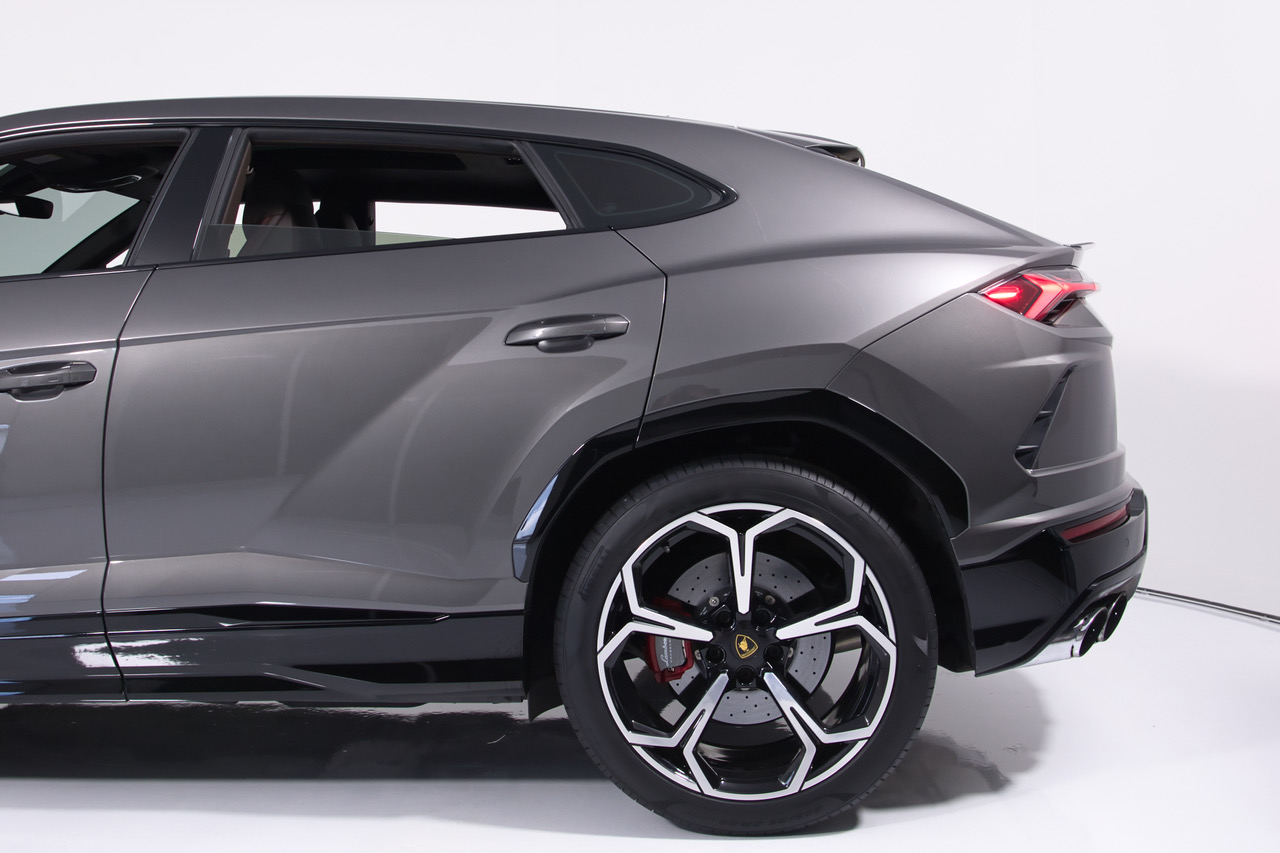 2021 Lamborghini Urus Pearl Capsule - Photo 7