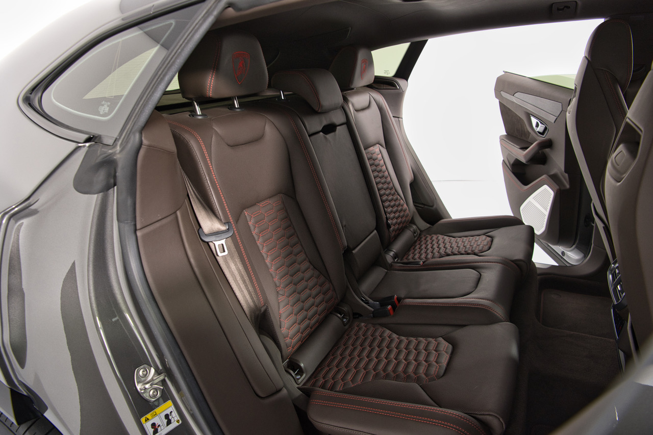 2021 Lamborghini Urus Pearl Capsule - Photo 45