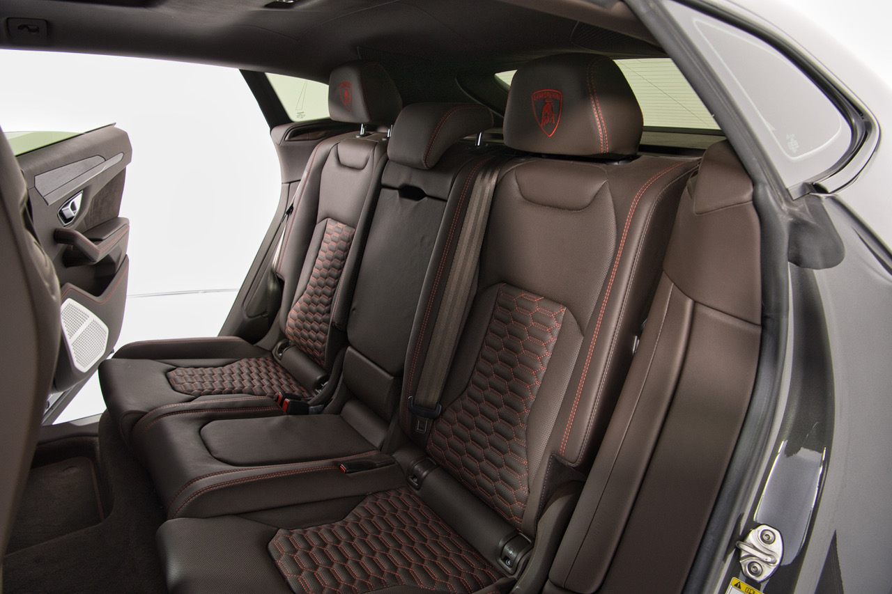 2021 Lamborghini Urus Pearl Capsule - Photo 41