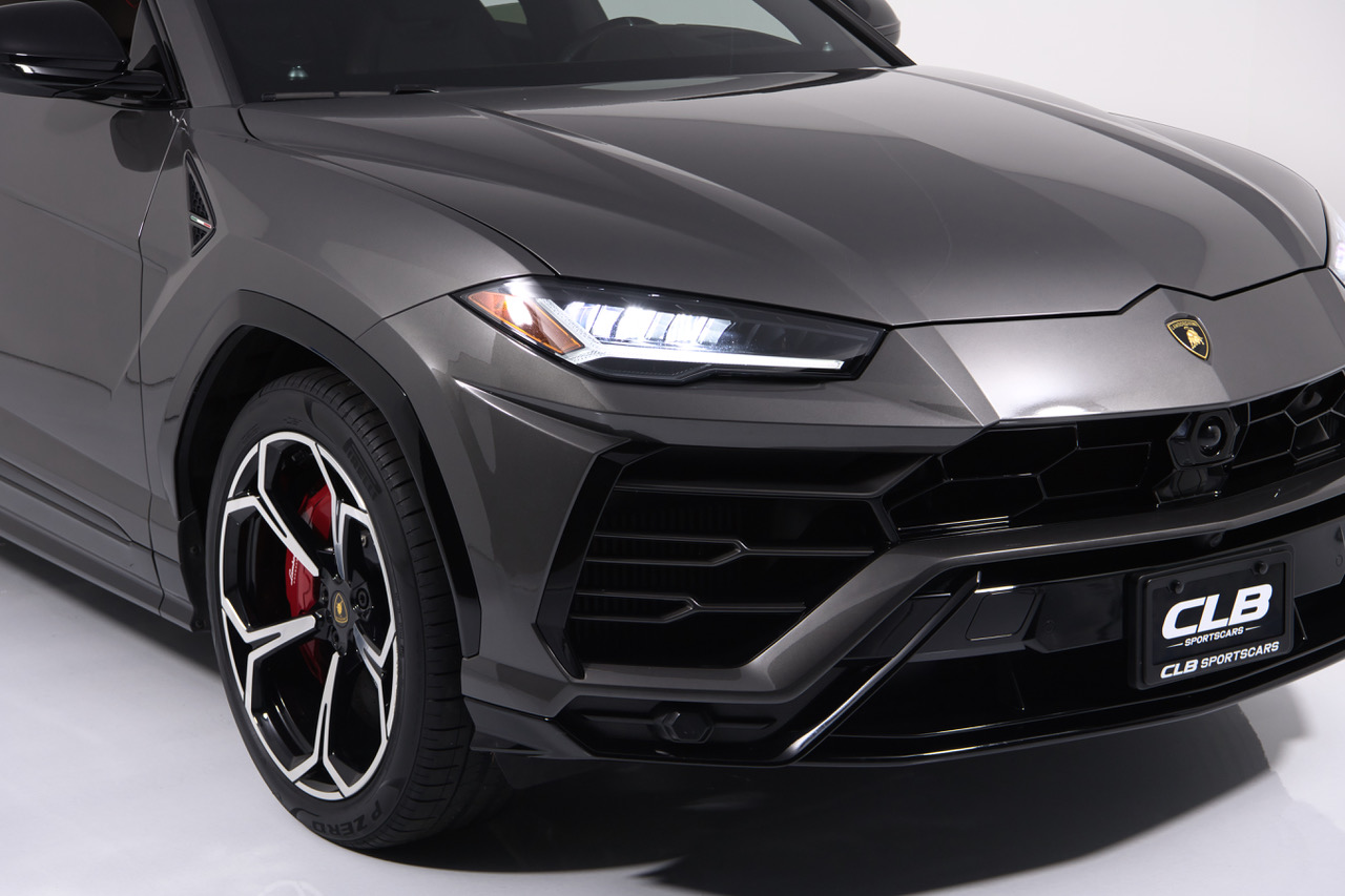2021 Lamborghini Urus Pearl Capsule - Photo 48